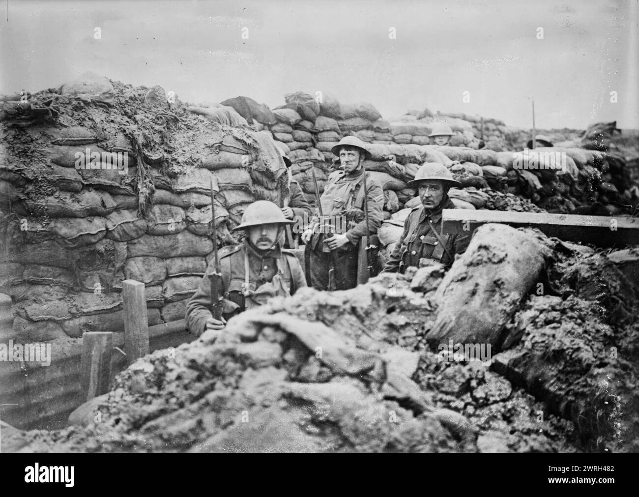 France - in a front line trench, 1917. British troops in a trench in France during World War I. Stock Photo