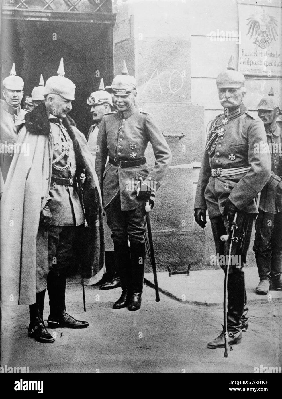 Kaiser Wilhelm II and General von Mackensen, between 1914 and c1915. Stock Photo