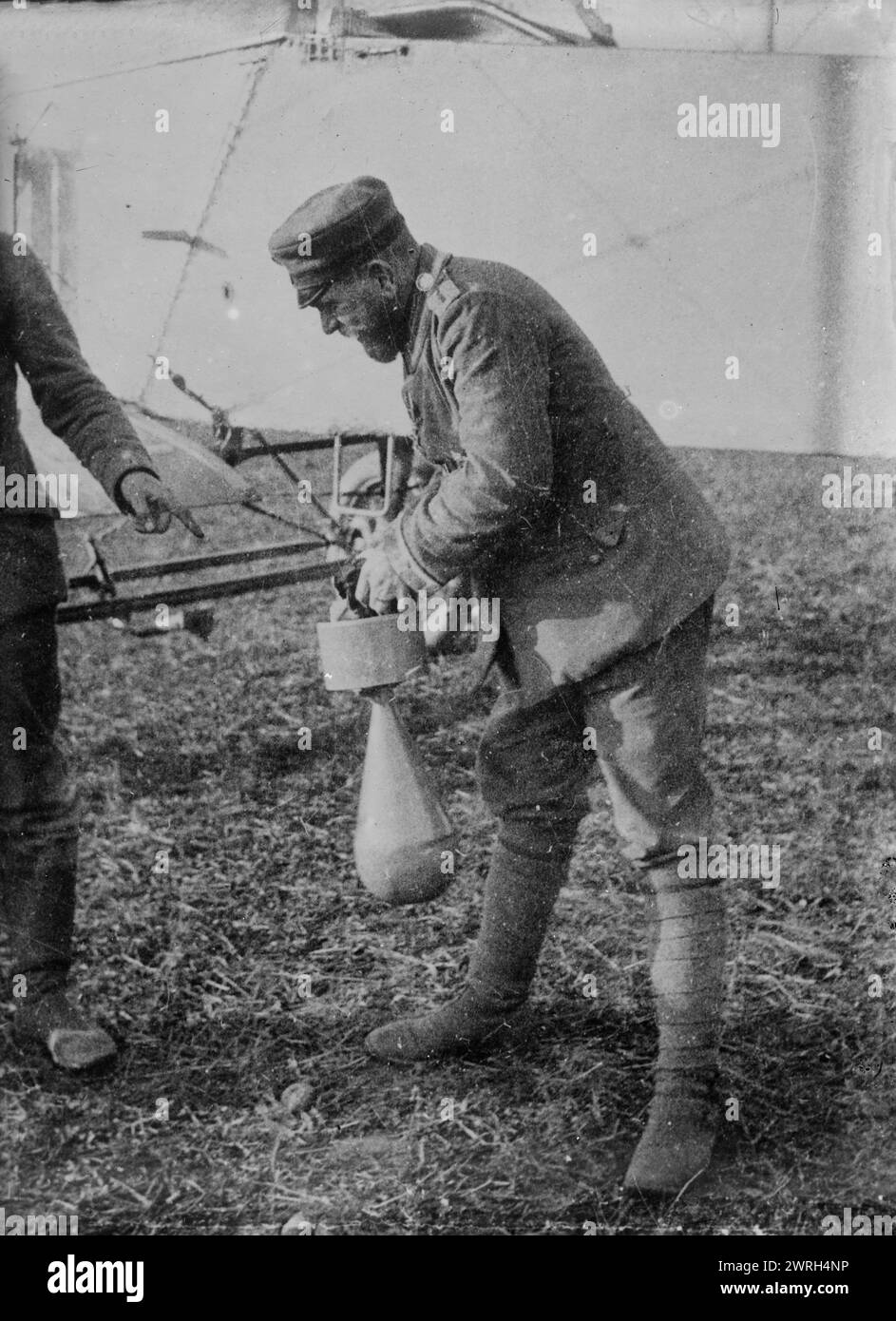Portrait german soldier ww1 Black and White Stock Photos & Images - Alamy