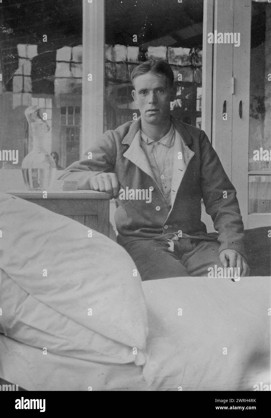 Gunner McPhail, 107th Co. (Canadians), who escaped from Germans, between 1914 and c1915. Soldier at a Canadian base hospital in the Hotel du Golf, Le Touquet, France during World War I. Stock Photo