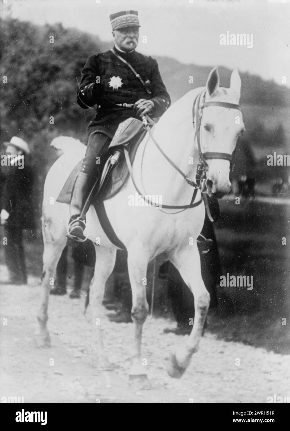 Gen. Pau, c.Aug 1914. French General Paul Marie Cesar Gerald Pau, (1848-1932), probably at the beginning of World War I. Stock Photo