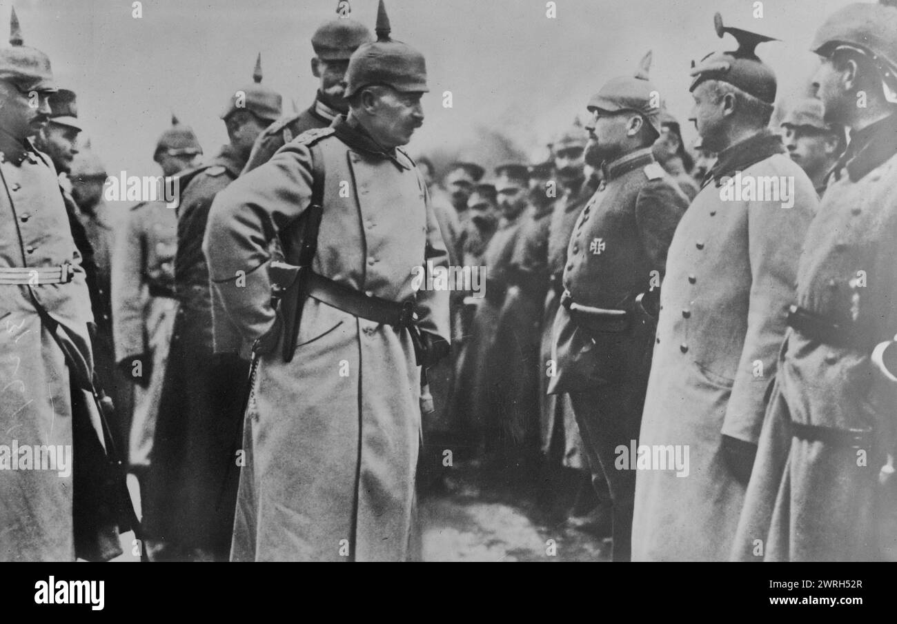 Kaiser in field, between 1914 and c1915. Kaiser Wilhelm II (1859-1941), the last German Emperor and King of Prussia, with troops during World War I. Stock Photo