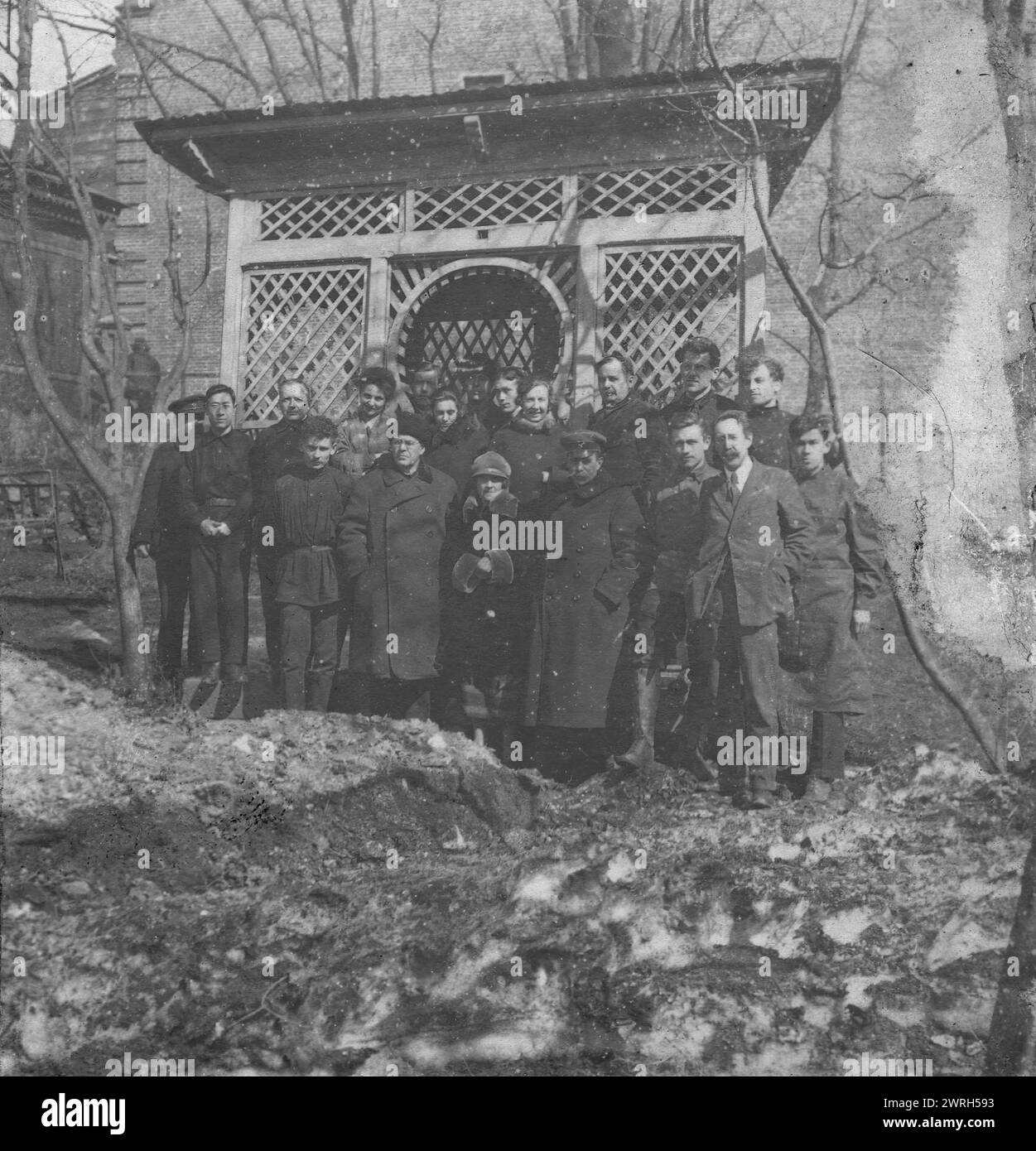 Workers of Dal'geolkom in the Courtyard of the Administration of Dal'geolkom with a Pavilion in the Background, 1928. From the family archive of prominent geologist Mikhail Alekseevich Pavlov (1884-1938). While still a student, Pavlov took part in the attempted expedition to the North Pole in 1912-14, which was led by the Arctic explorer Georgii Iakovlevich Sedov (1877-1914). Along with his school and university friend Vladimir Iul'evich Vize (1886-1954), who served as the expedition's geographer, Pavlov collected a large body of scientific data on the northern archipelago of Novaya Zemlya. Th Stock Photo