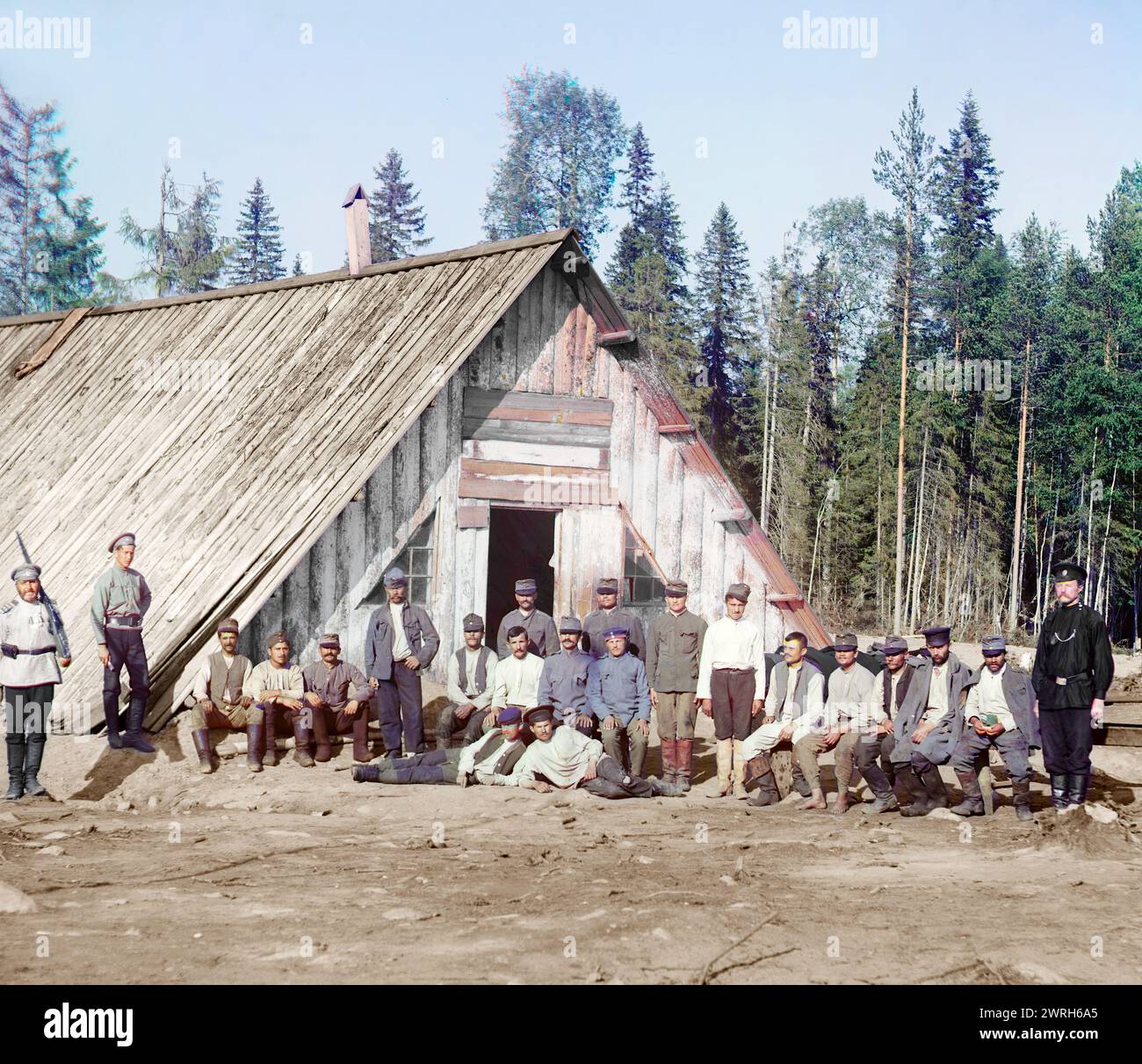 Austrian prisoners of war near a barrack, [near Kiappeselga], 1915. Austro-Hungarian Prisoners of War In the early years of the First World War. The men are probably Poles, Ukrainians, and members of other Slavic nationalities, imprisoned at an unidentified location in the far north of European Russia near the White Sea. Stock Photo