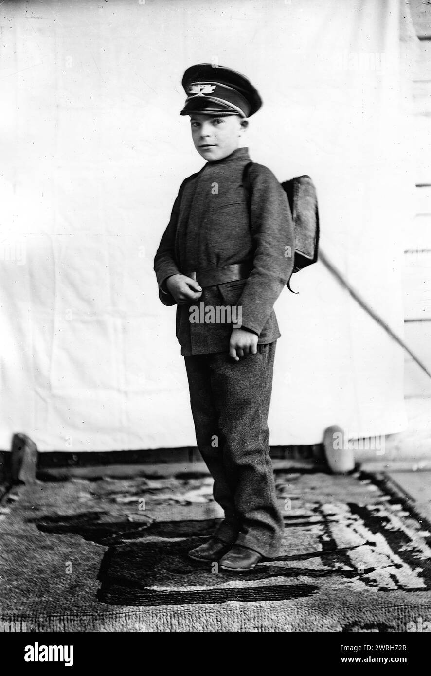 Krasnoyarsk high school student, 1900. This collection includes more than four hundred photographs of daily life in Yenisei Province in the late tsarist period. Photographs include peasants, Cossacks, and high-ranking officials. Krasnoiarsk Krai Museum of Regional History and Folklife Stock Photo