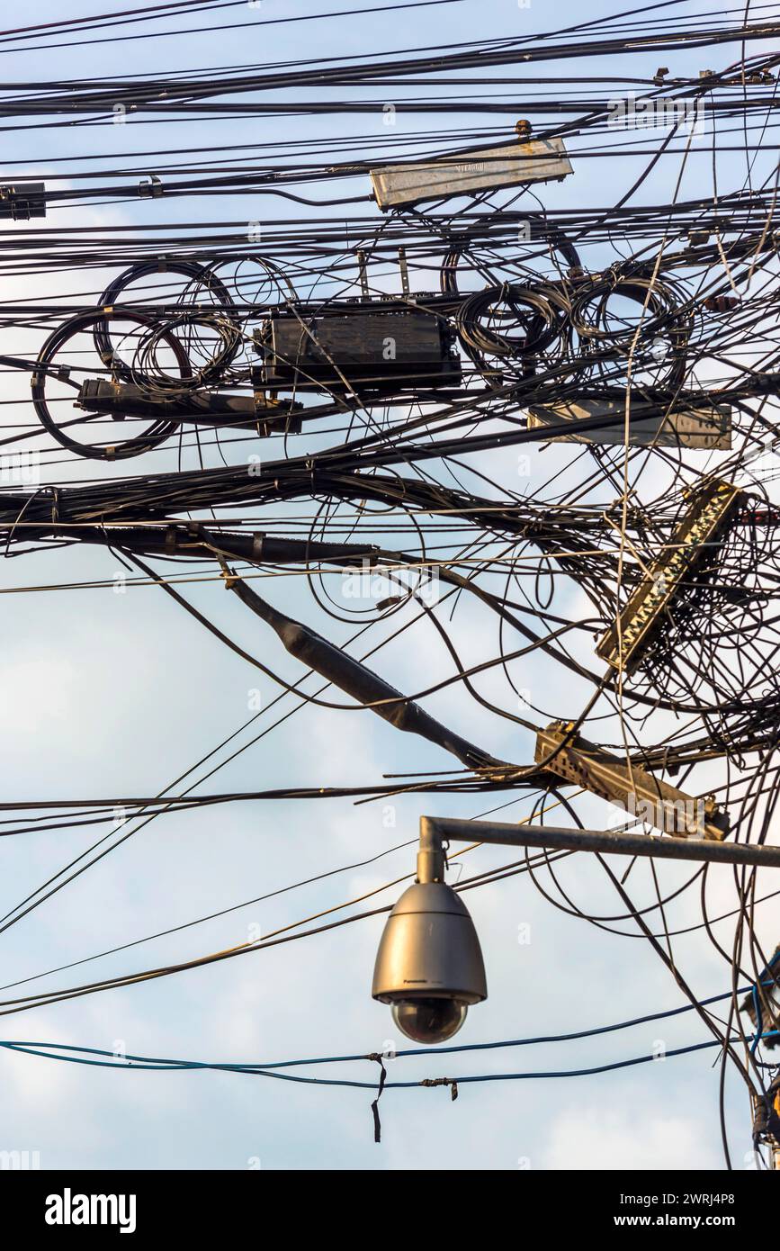 Cable, wiring, electricity, power supply, order, chaos, chaotic