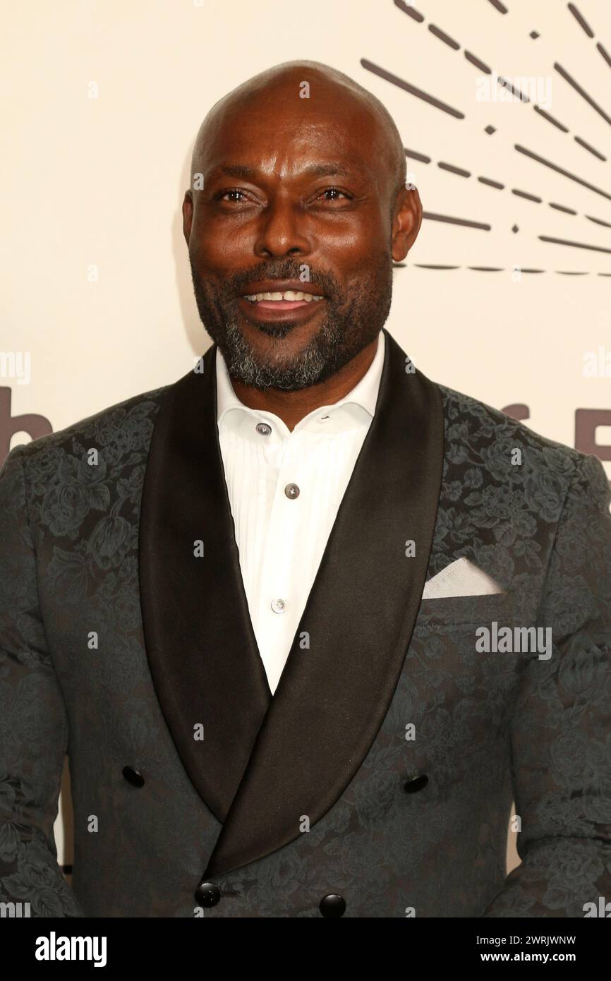 LOS ANGELES - JAN 6: Jimmy Jean-Louis at the 2024 Art of Elysium HEAVEN ...