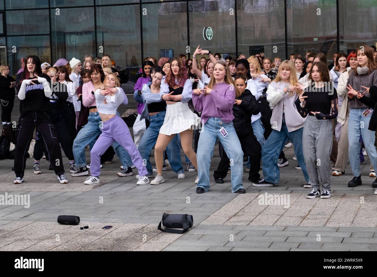 Battle dance hi-res stock photography and images - Alamy