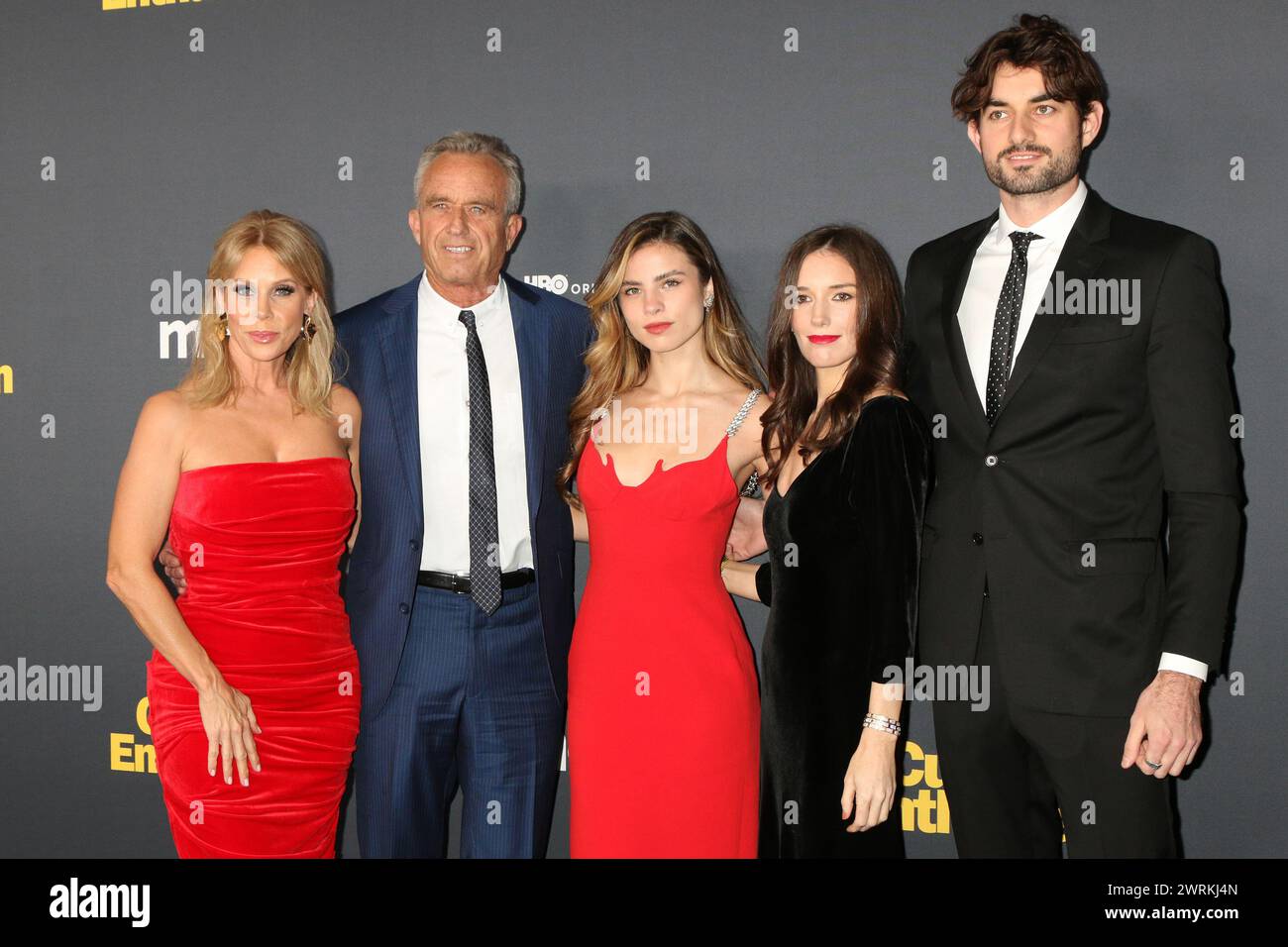 LOS ANGELES JAN 30 Cheryl Hines, Robert F. Kennedy Jr., Giulia Be