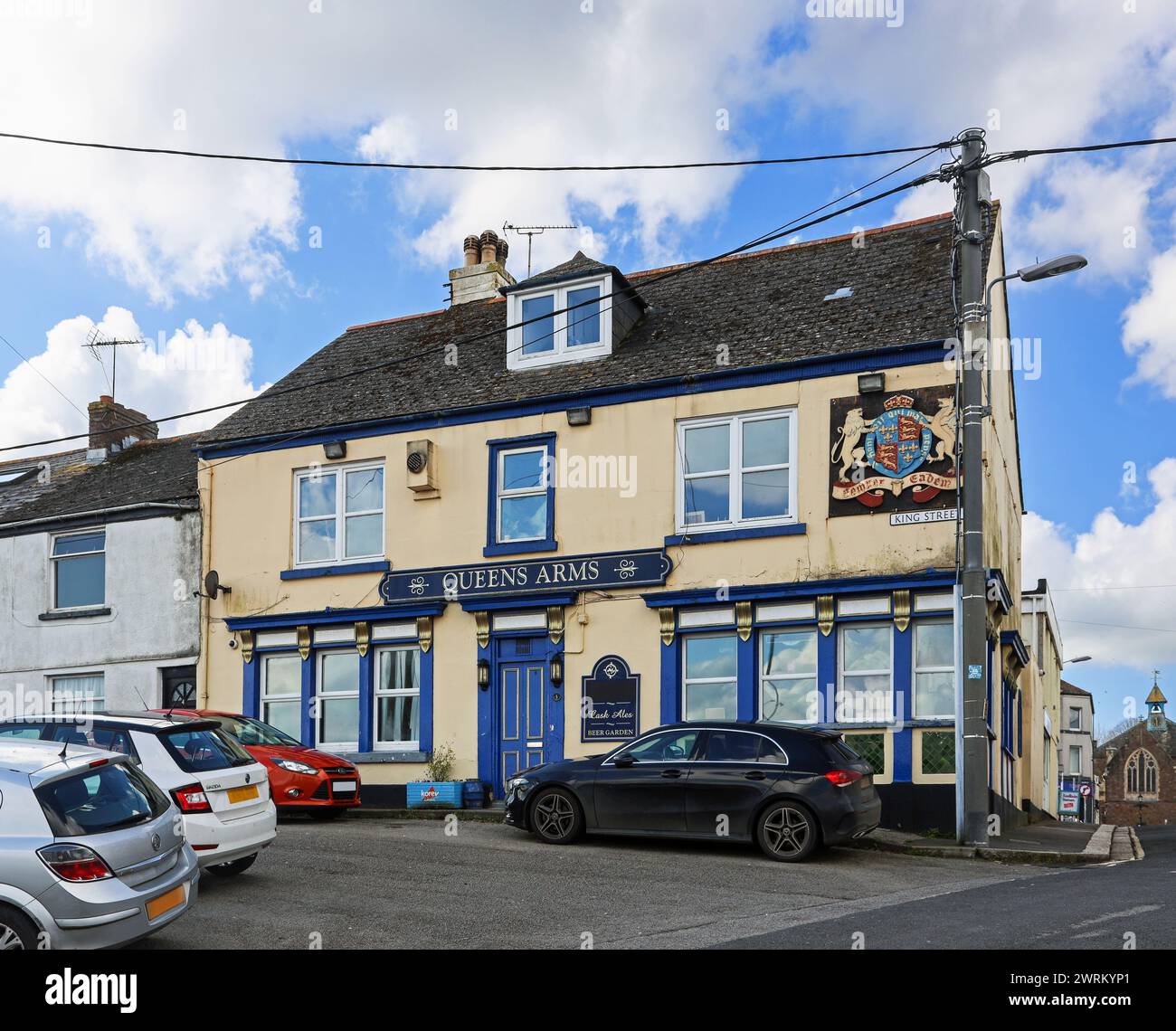The Queens Arms public house in King Street, Torpoint south east Cornwall Stock Photo