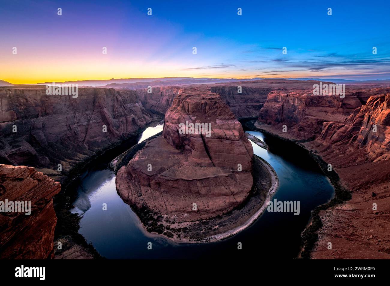 Horseshoe bend natural rock hi-res stock photography and images - Alamy