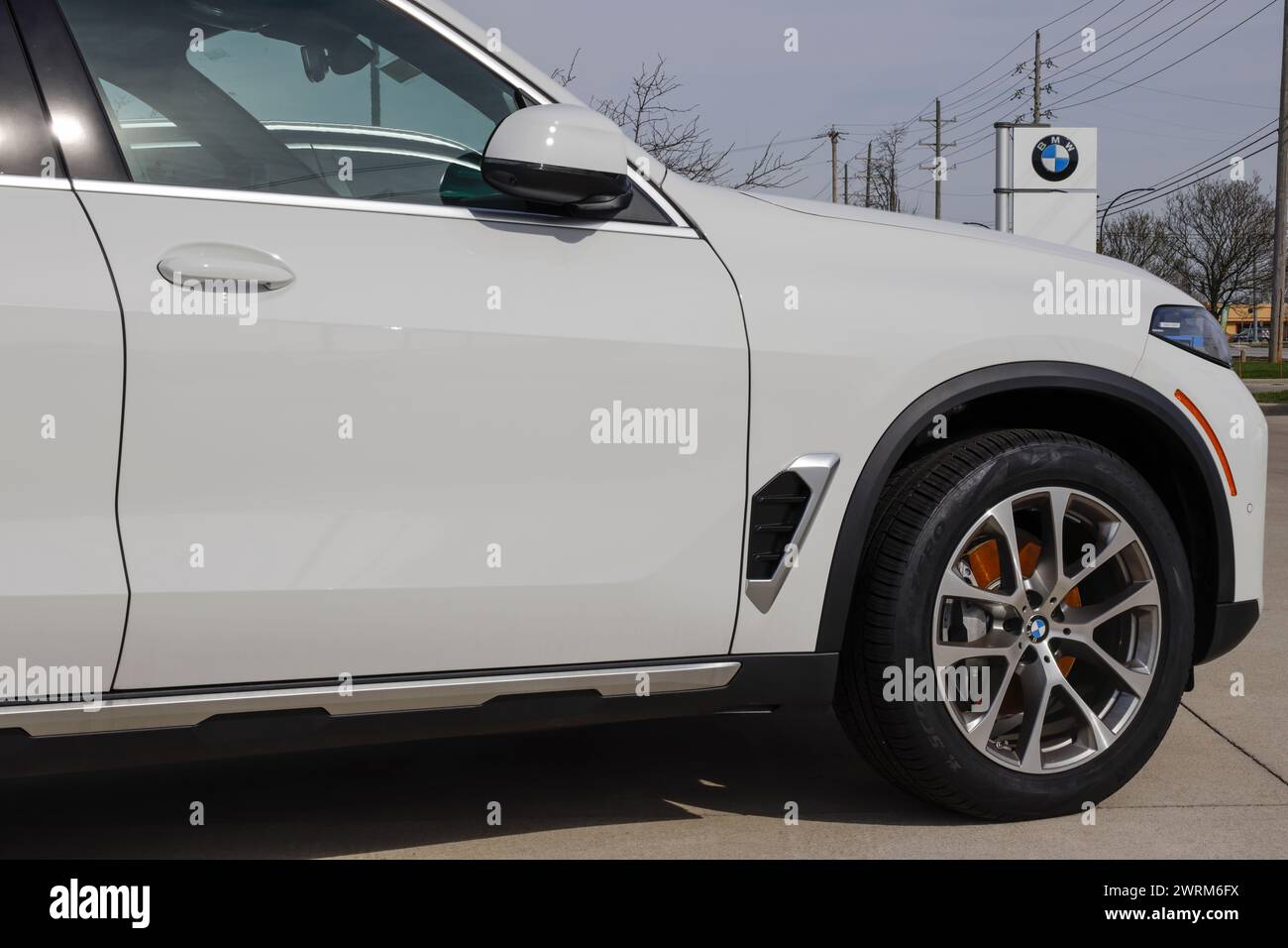 Lafayette - March 12, 2024: BMW X5 xDrive40i hybrid display at a ...