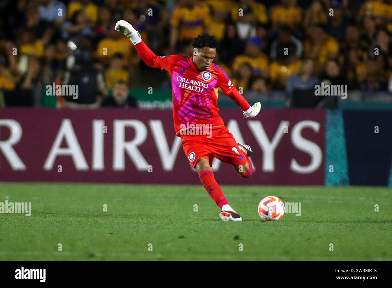Monterrey, Mexico. 12th Mar, 2024. MONTERREY, MEXICO - MARCH 12TH 2024: CONCACAF Champions Cup second leg round of 16 match between UANL Tigres and Orlando City SC at Estádio Universitário. #1 Goalkeeper Orlando City, Pedro Gallese plays out from the back Mandatory Credit: Toby Tande/PXImages Credit: Px Images/Alamy Live News Stock Photo
