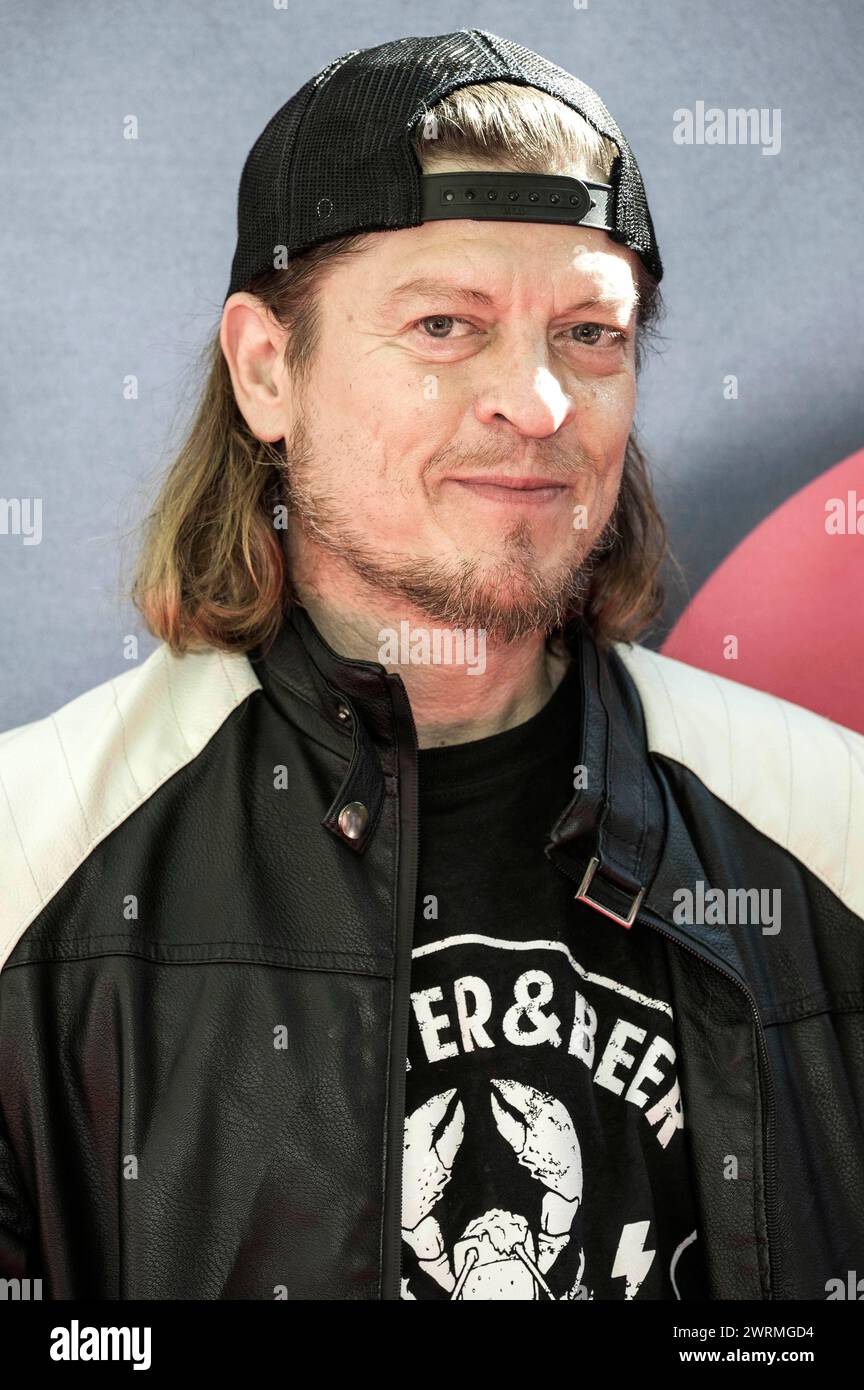 Wes Scantlin bei der 24. Children Uniting Nations Academy Awards Celebration auf dem Warner Bros. Gelände. Beverly Hills, 10.03.2024 Stock Photo