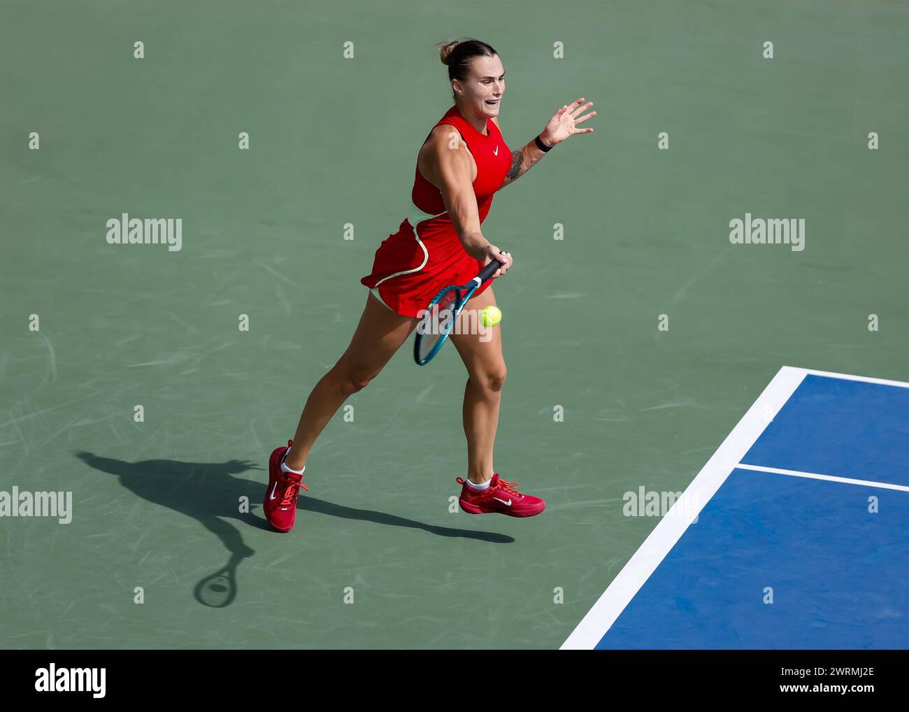 Aryna Sabalenka in action at the 2024 Dubai Duty Free Tennis