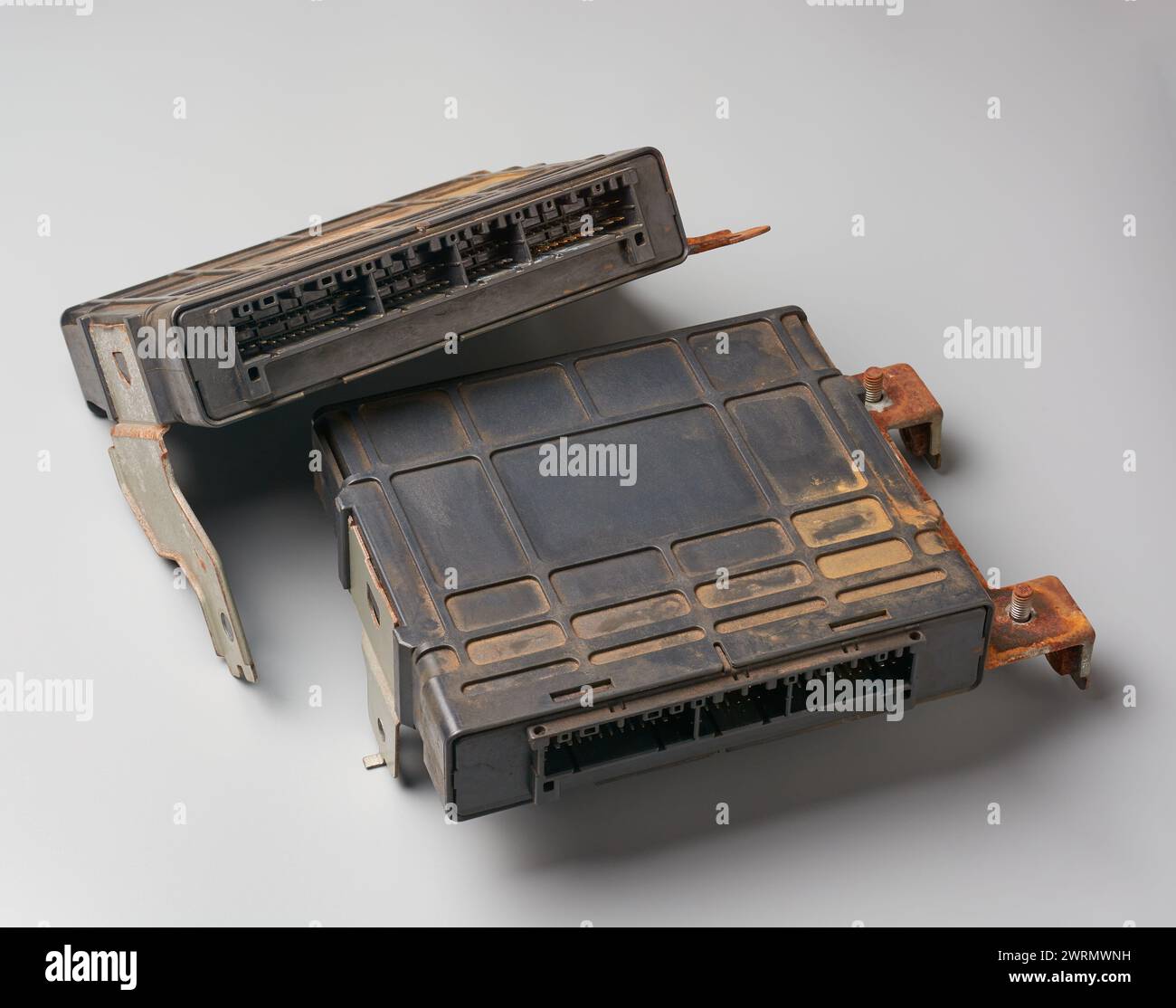 Electronic control unit ecu hi-res stock photography and images - Alamy