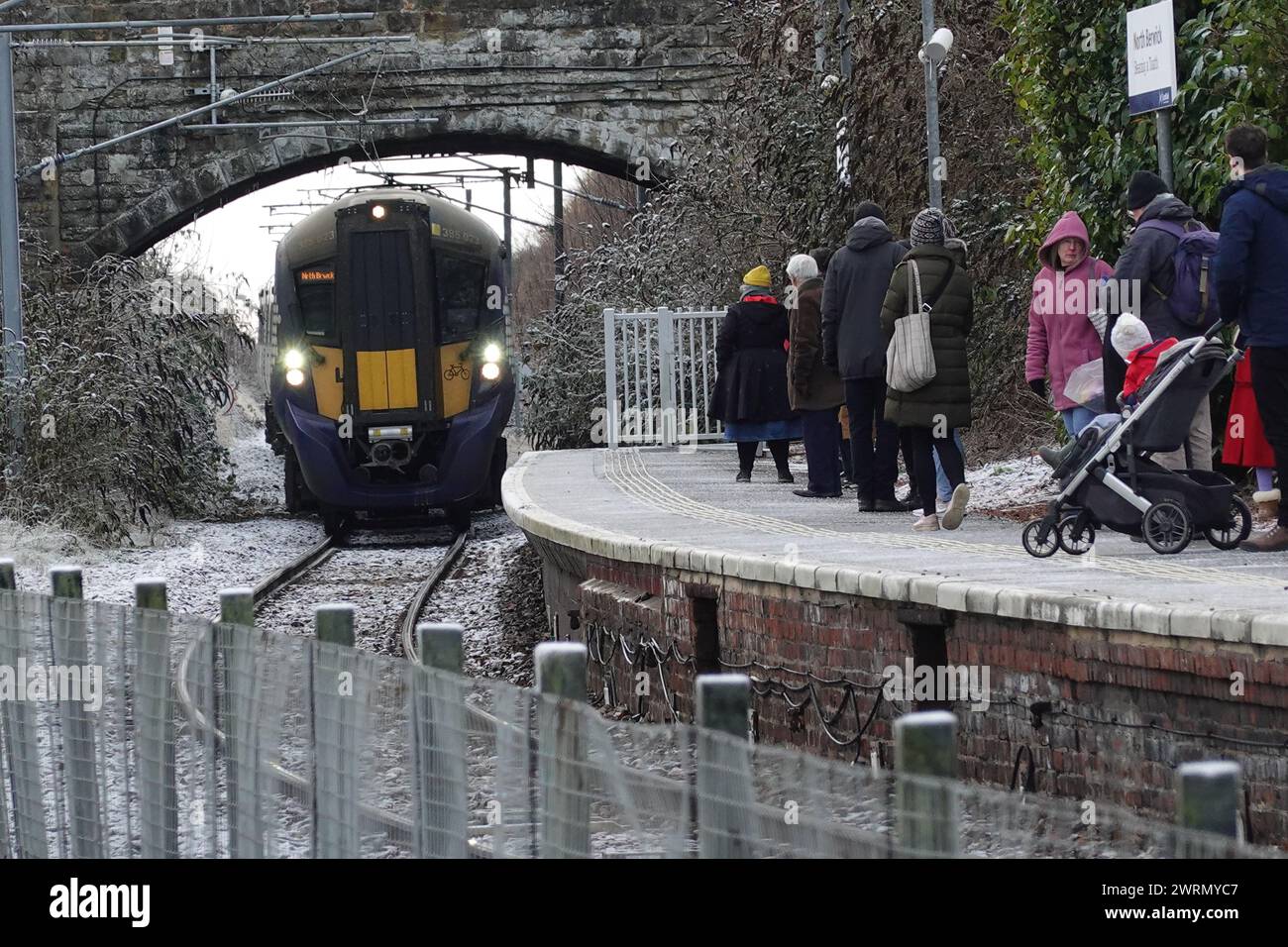 The weather station edinburgh hires stock photography and images Alamy