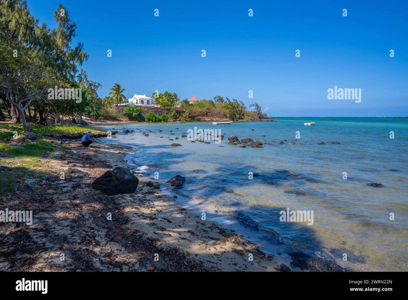 View of Anse La Raie Beach and turquoise Indian Ocean on sunny day, Mauritius, Indian Ocean, Africa Copyright: FrankxFell 844-32232 Stock Photo