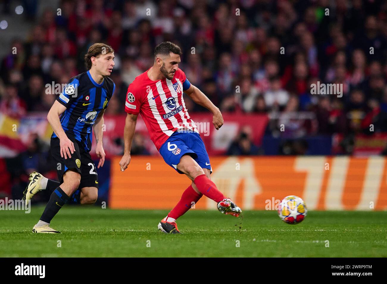 MADRID, SPAIN - MARCH 13: Jorge Resurreccion Koke Central Midfield of Atletico de Madrid in action during the UEFA Champions League 2023/24 round of 16 second leg match between Atletico de Madrid and FC Internazionale Milan at Civitas Metropolitano Stadium on March 13, 2024 in Madrid, Spain. (Photo By Francisco Macia/Photo Players Images) Stock Photo