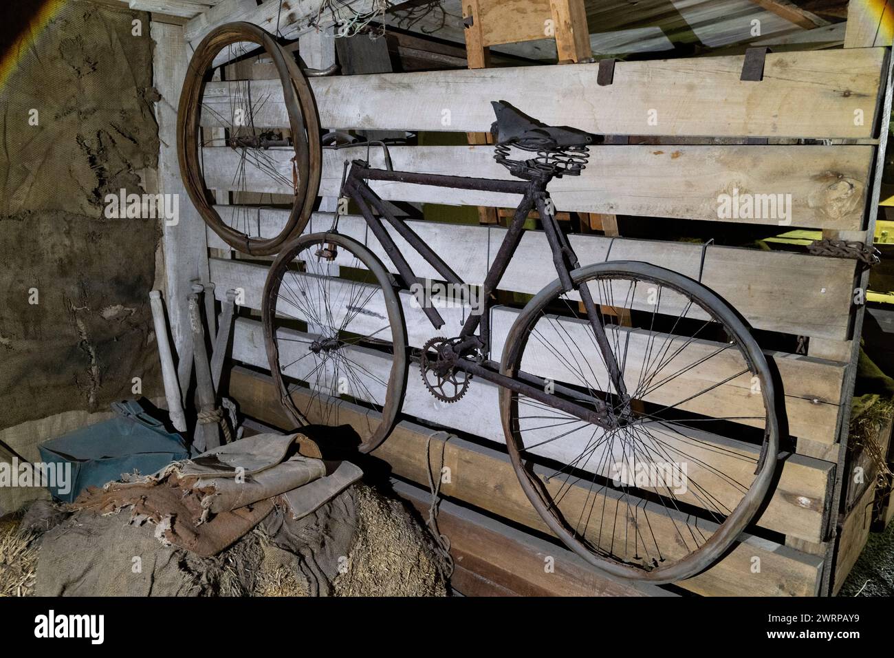 Antarctica, Ross Sea, Ross Island, Cape Evans. Scott's Hut, used during the Terra Nova Expedition (1910-1913) First bicycle in Antarctica. Stock Photo