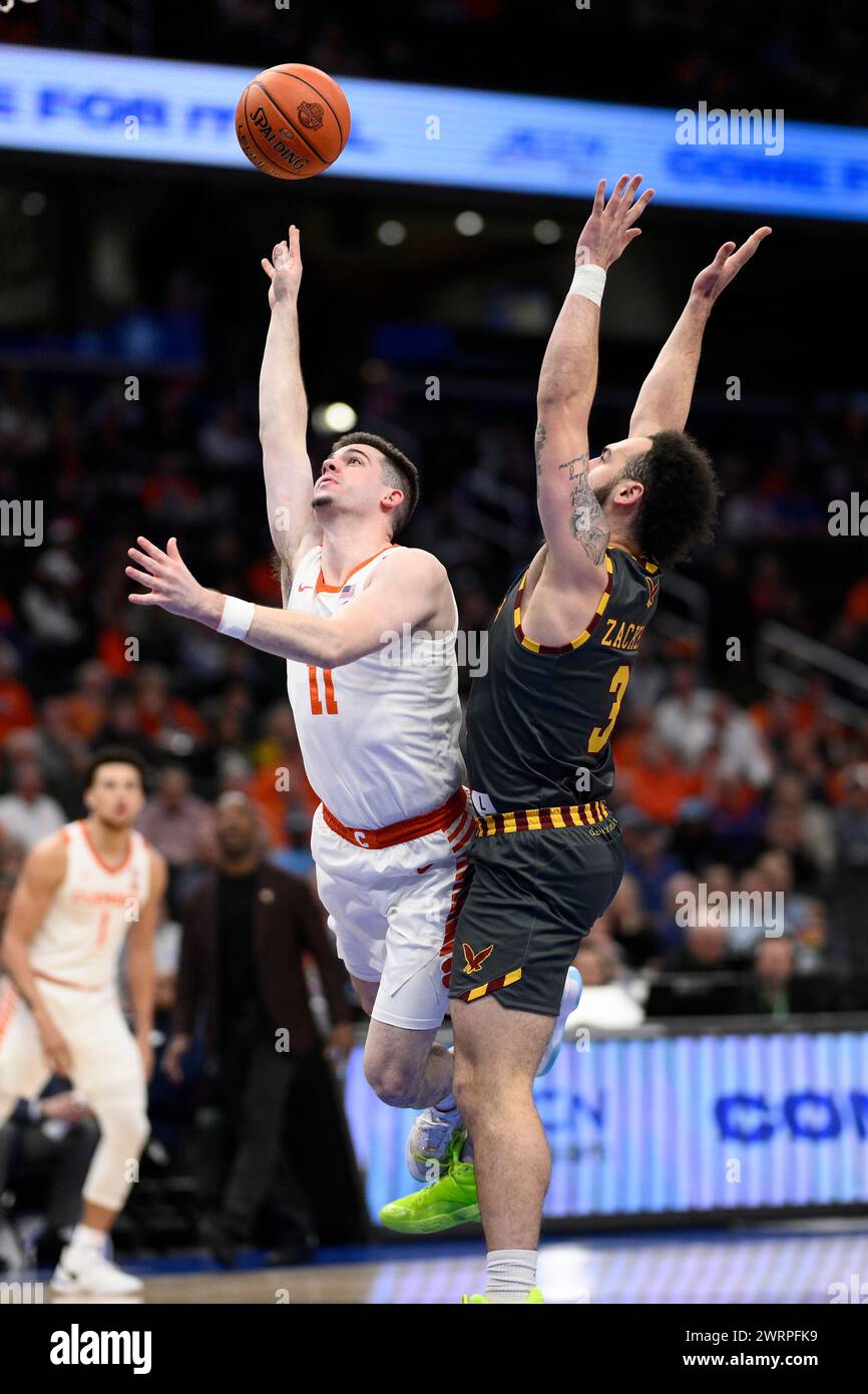 Clemson guard Joseph Girard III (11) shoots against Boston College