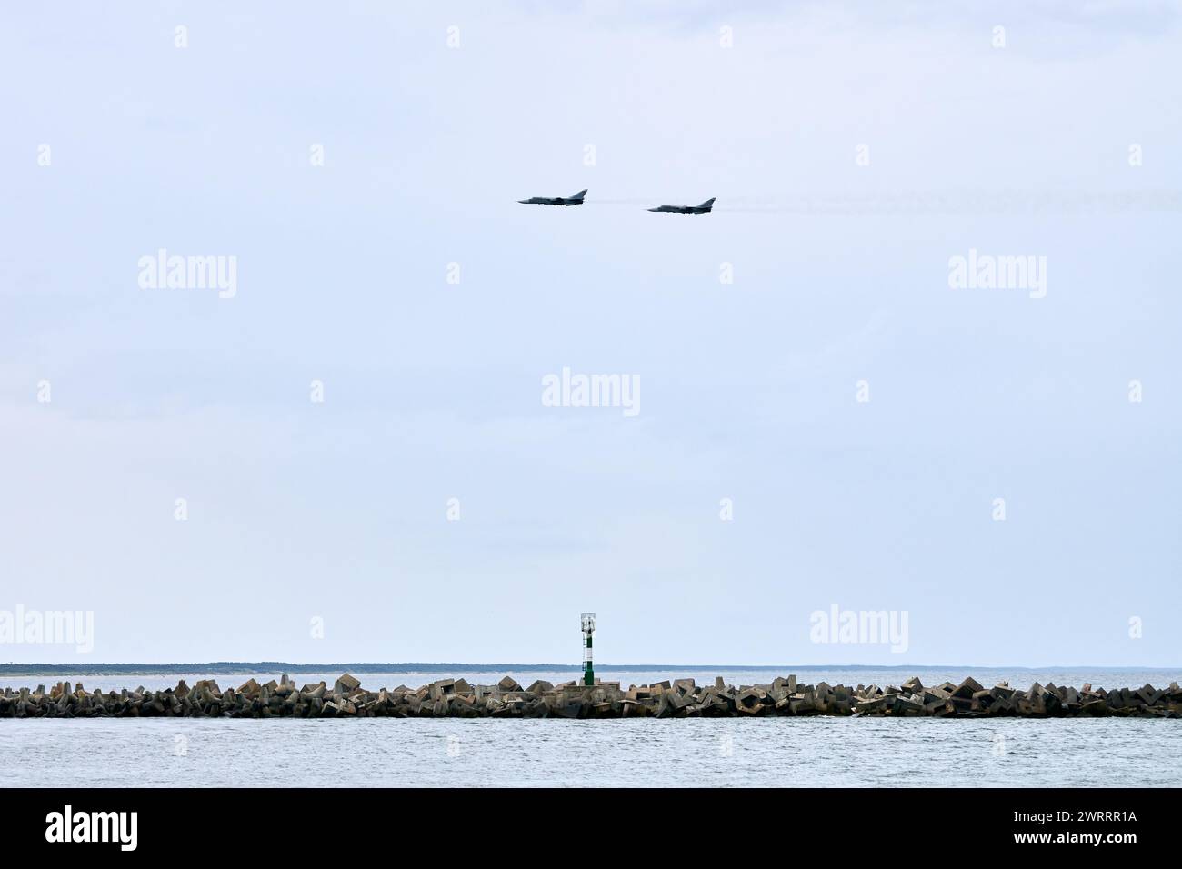 Two Russian military fighter planes armed with missiles fighter jets ...