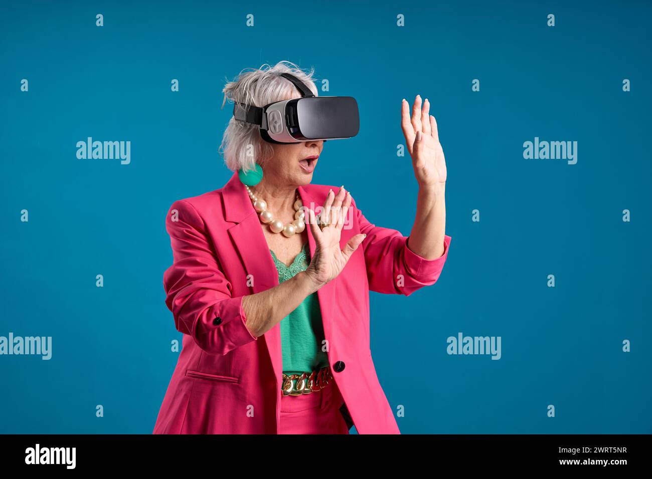 Lady exploring 3d virtual reality hi-res stock photography and images ...