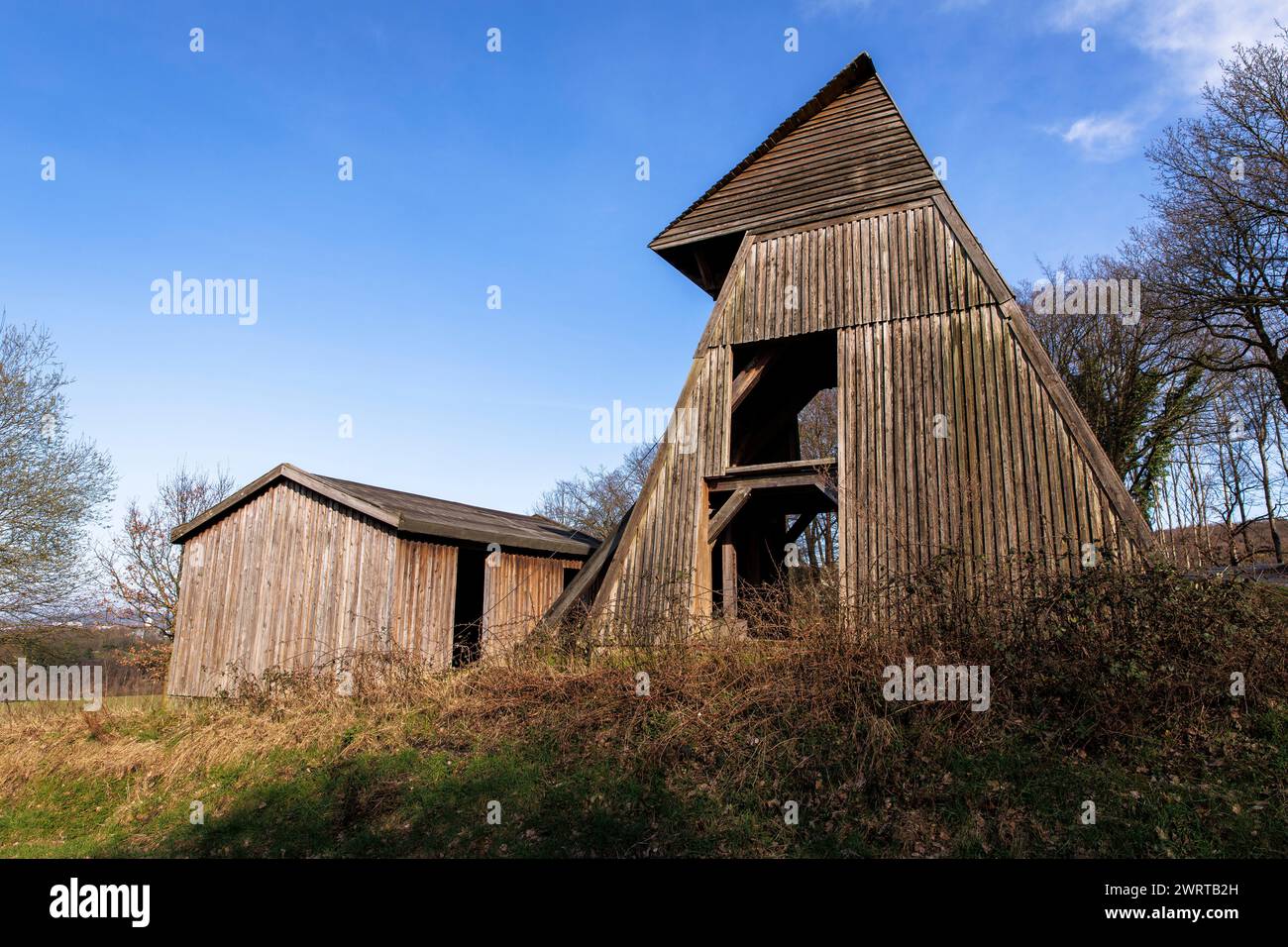 replica of the shaft tower of the former pit Margarethe in the Muttental valley near Witten-Bommern, North Rhine-Westphalia, Germany. Nachbau des Scha Stock Photo
