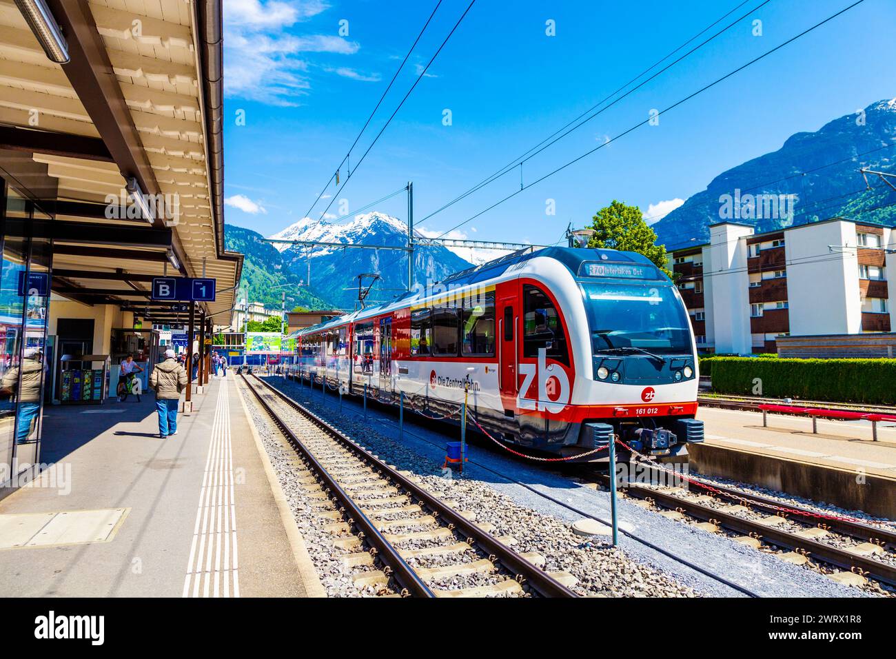 Die Zentralbahn ZB train at the train station in Meiringen, Switzerland Stock Photo