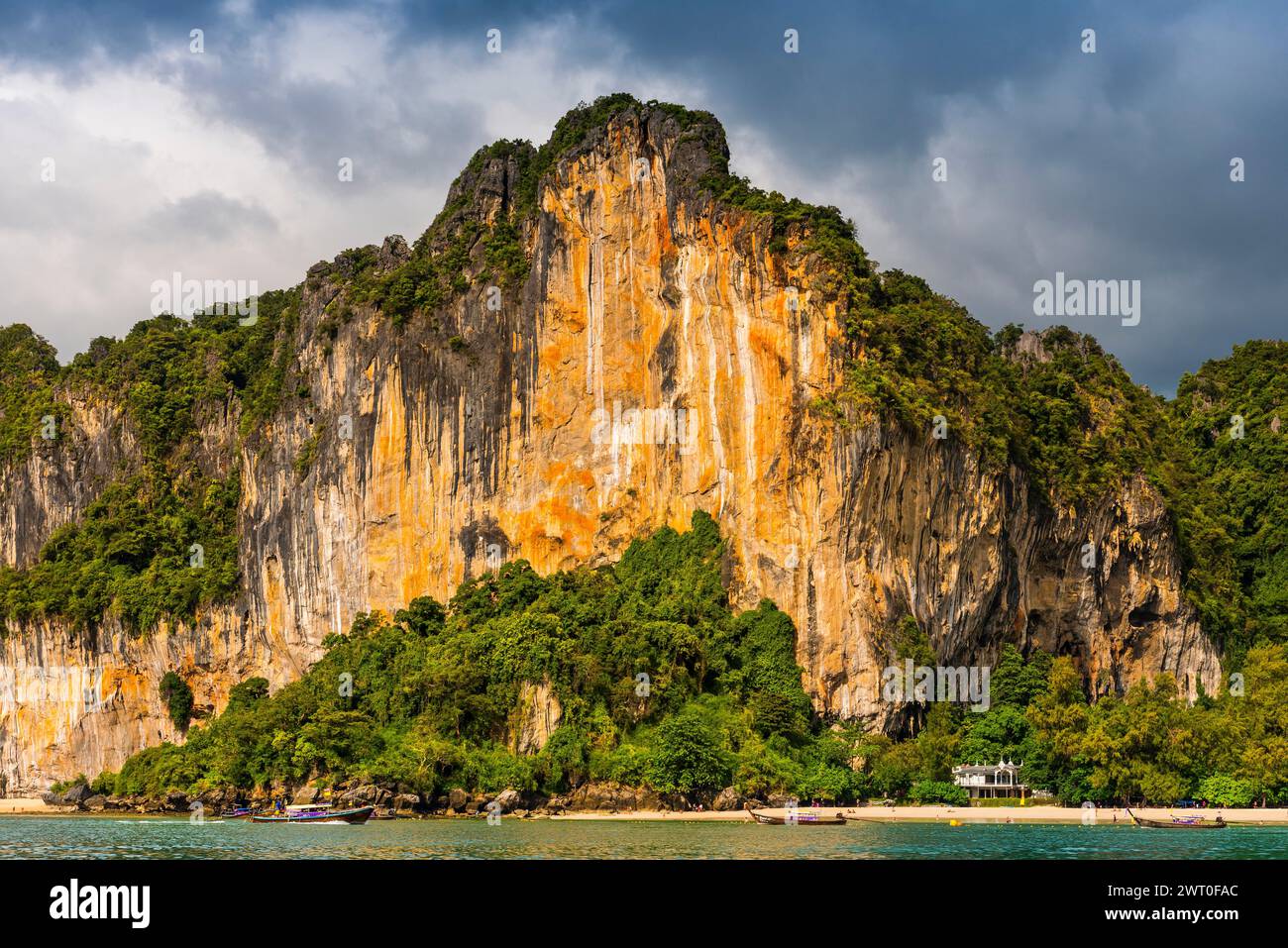 Island landscape near Krabi, stormy sky, thunderstorm, cloudy, weather, sky, storm clouds, nature, force of nature, sea, ocean, island, seascape Stock Photo