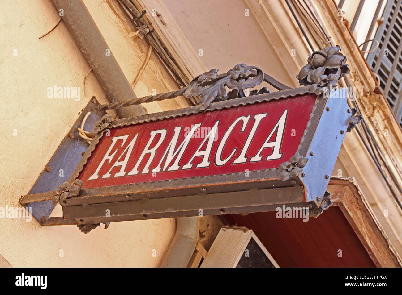 Old fashioned Farmacia sign, Palma Stock Photo
