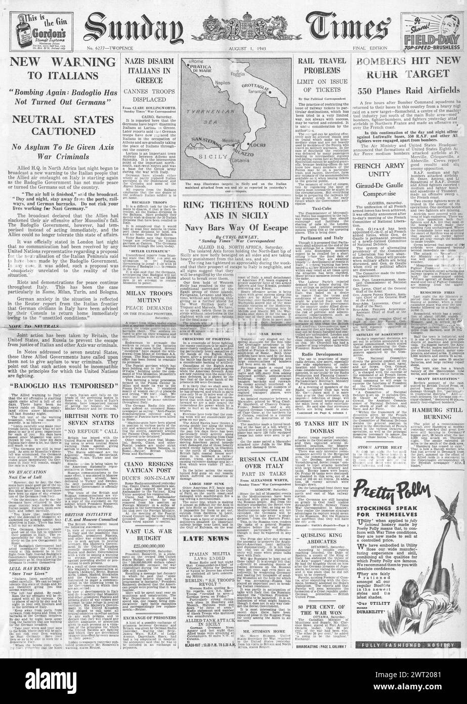 1943 Sunday Times front page reporting Allied bombing raids on Italy, Allied invasion of Sicily and RAF bomb Remscheid Stock Photo