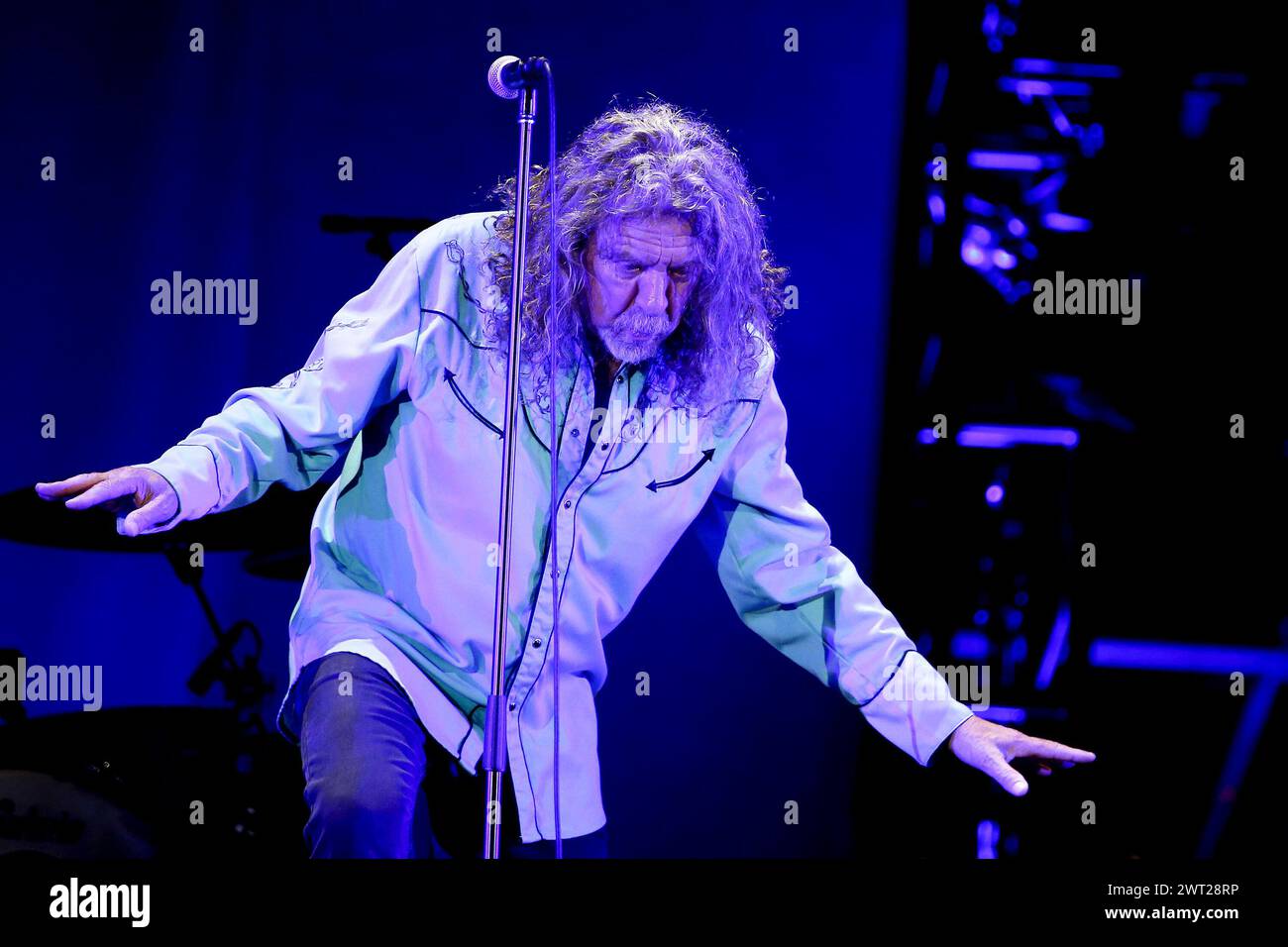 Robert Plant, former singer of the historic rock band Led Zeppelin ...