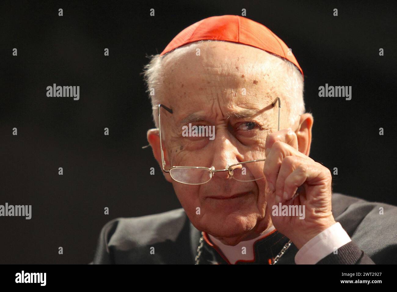 Ruini camillo cardinale hi-res stock photography and images - Alamy