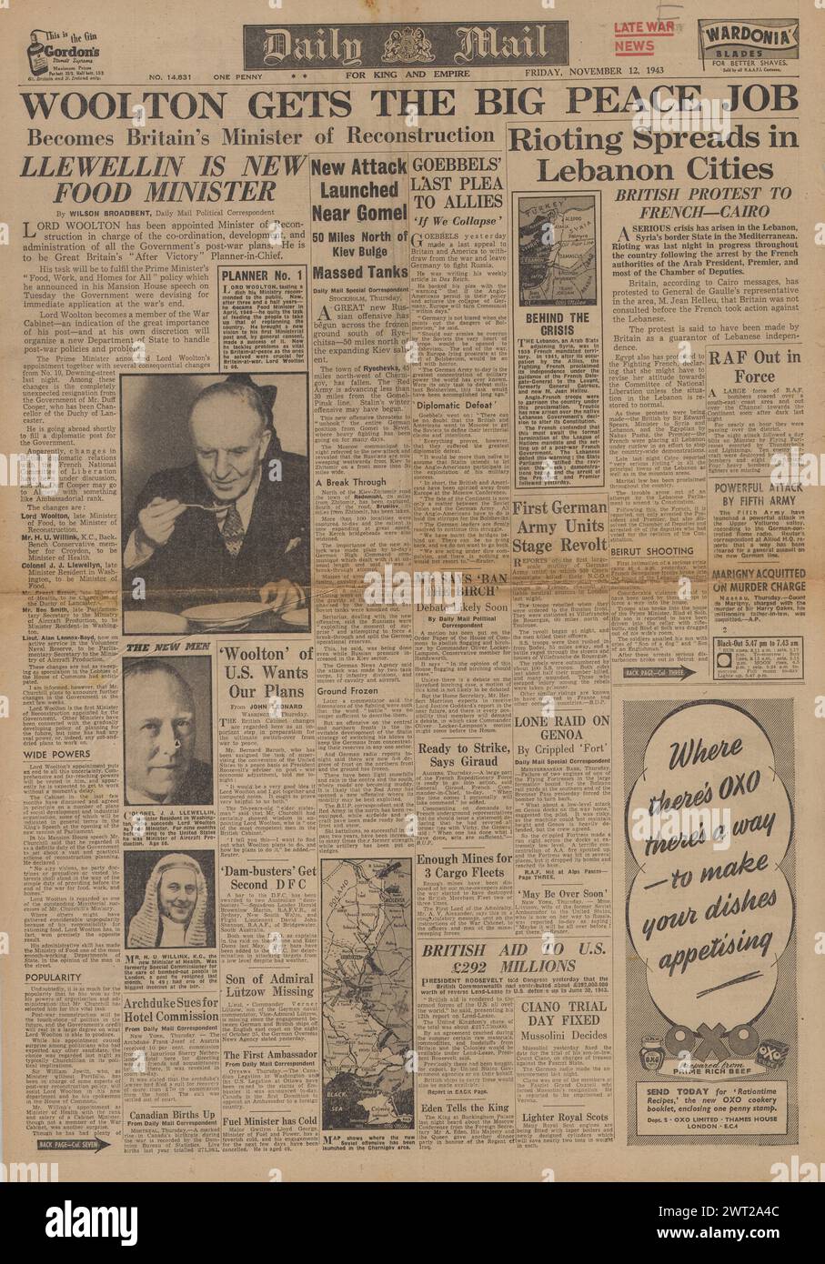 1943 Daily Mail front page reporting Cabinet reshuffle, Lord Woolton becomes Minister for Reconstruction, civil unrest in Lebanon and Red Army offensive near Gomel Stock Photo