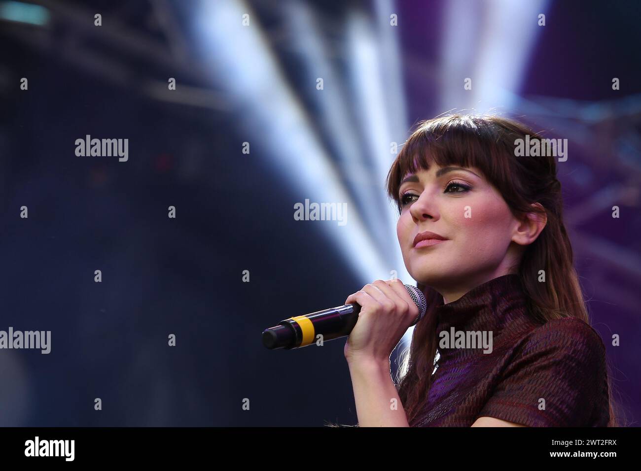 Simona Singer The italian singer Simona Molinari, during a concert in Naples Stock ...