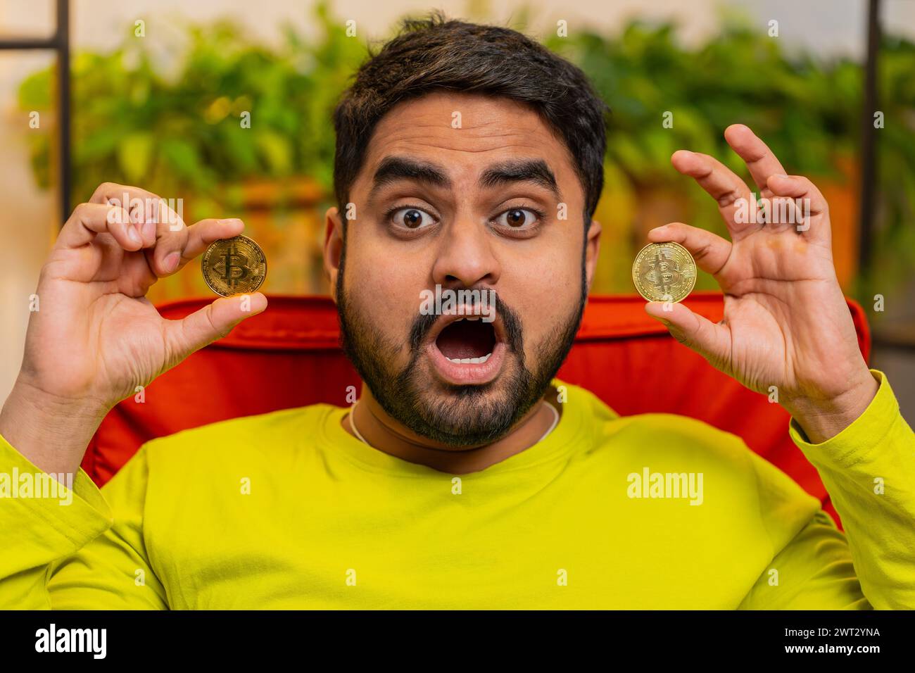 Arabian indian man programmer hi-res stock photography and images - Alamy