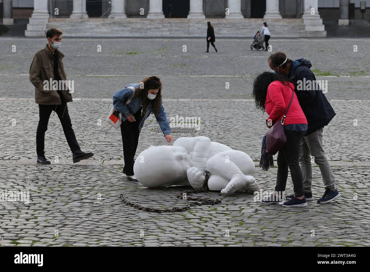 The sculpture of the artist Jacopo Cardillo, called Jago, entitled Look ...