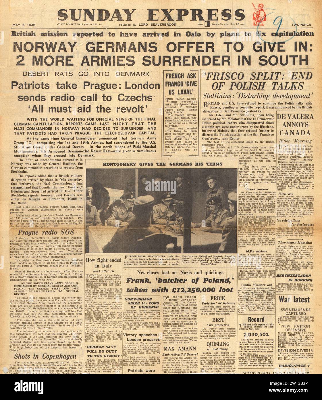 1945 Sunday Express front page reporting Germans surrender in Norway, Montgomery accepts surrender on Luneberg Heath, Partisans take control of Prague and Hans Frank arrested Stock Photo