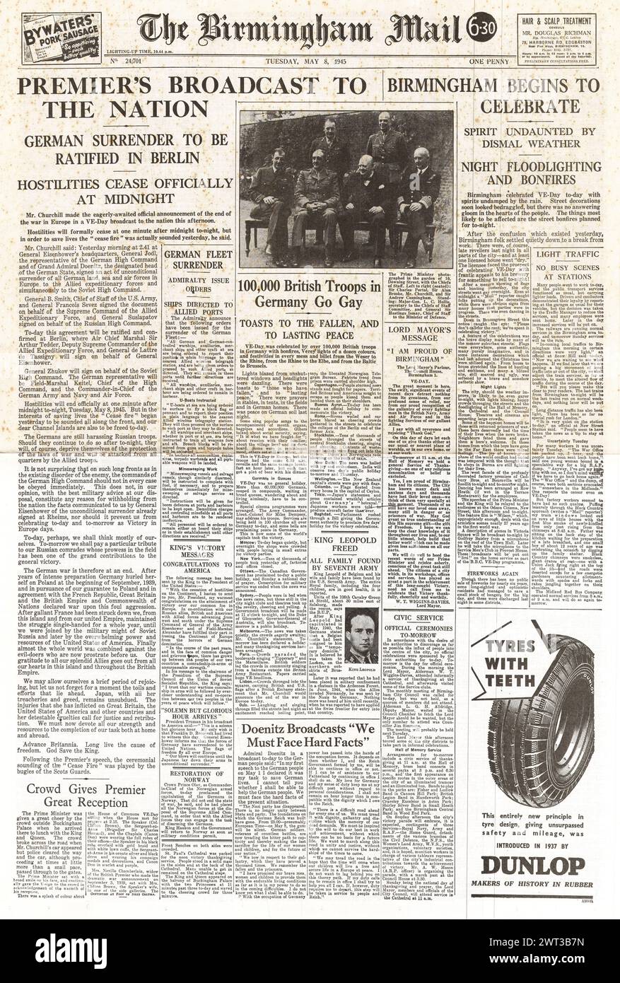 1945 The Birmingham Mail front page reporting VE Day and Surrender of Nazi Germany Stock Photo