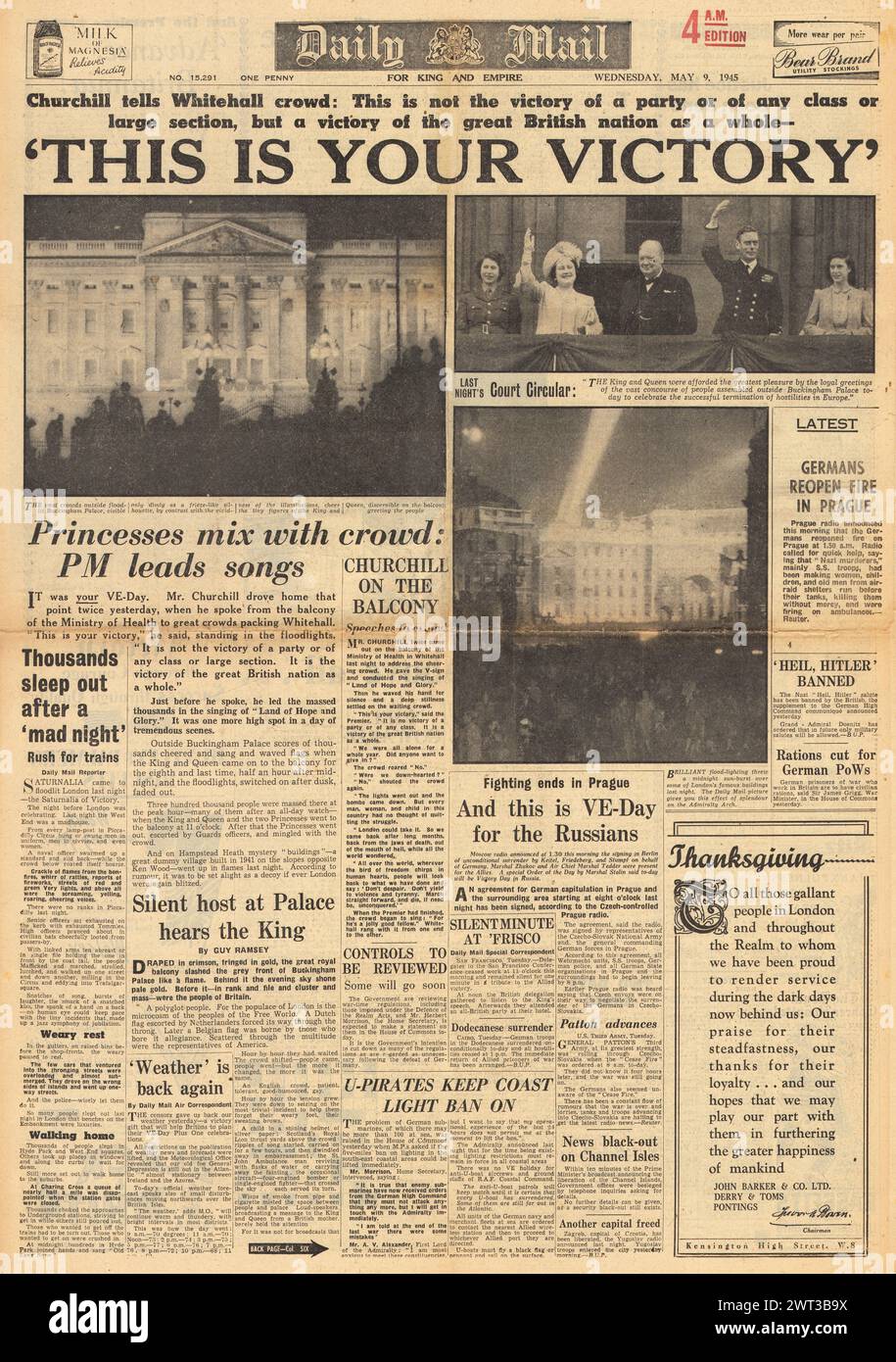 1945 Daily Mail front page reporting VE Day celebrations Stock Photo
