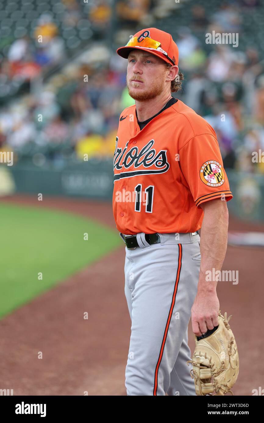 Bradenton, FL Baltimore Orioles outfielder Billy Cook (11) heads out
