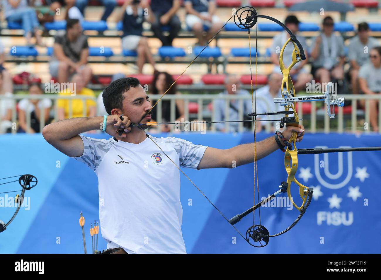 Қиял әлемі порно комикстері Жыныс 2 екі еркек және бір әйел