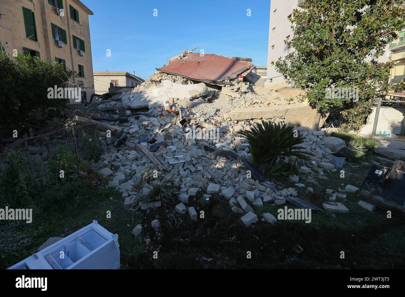 A view of the completely collapsed building in San Felice Cancello, in the province of Caserta, following an explosion due to a gas leak. All the inha Stock Photo