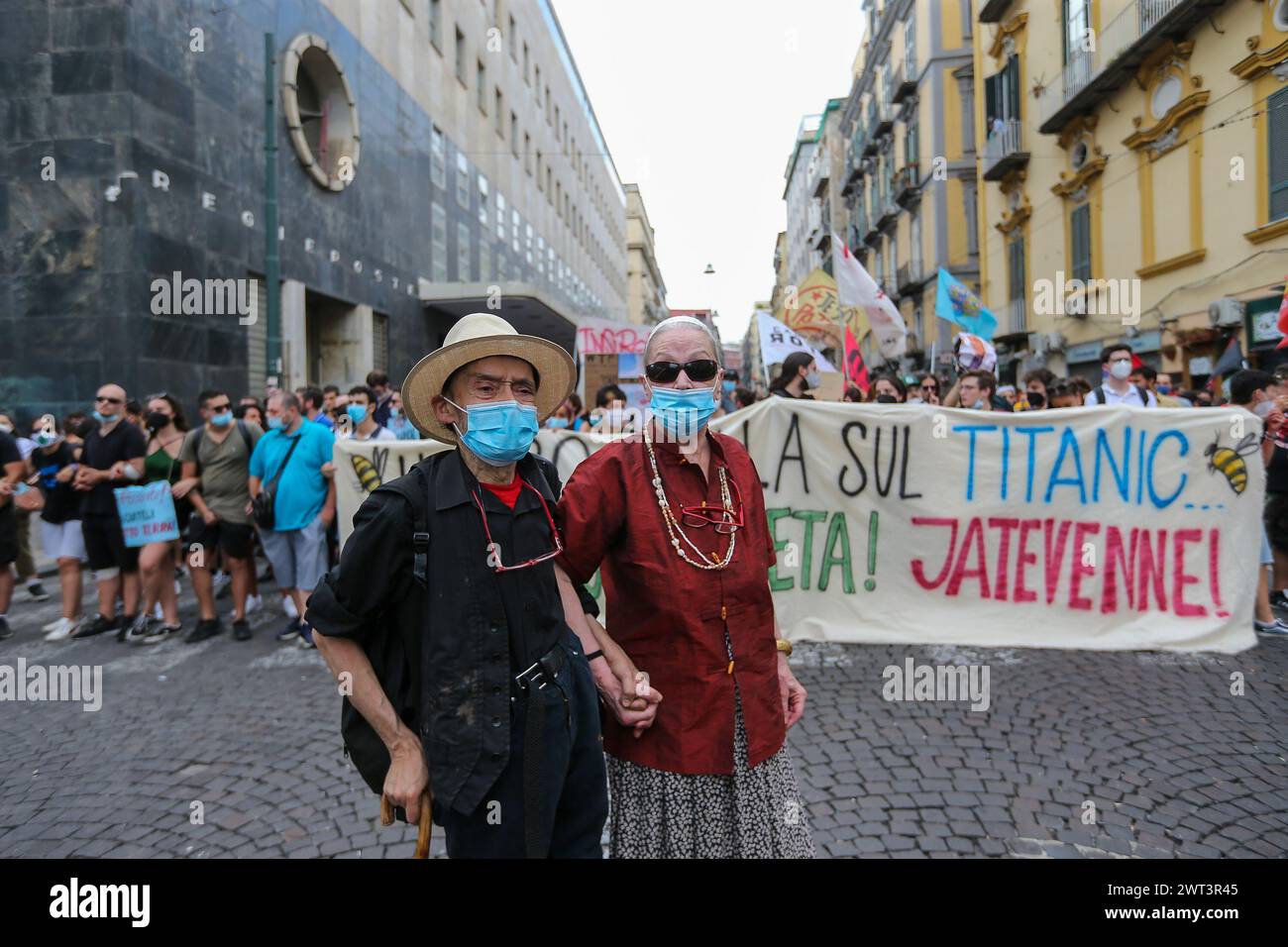 Oreste Scalzone (with a mask to protect against Covid19, a famous
