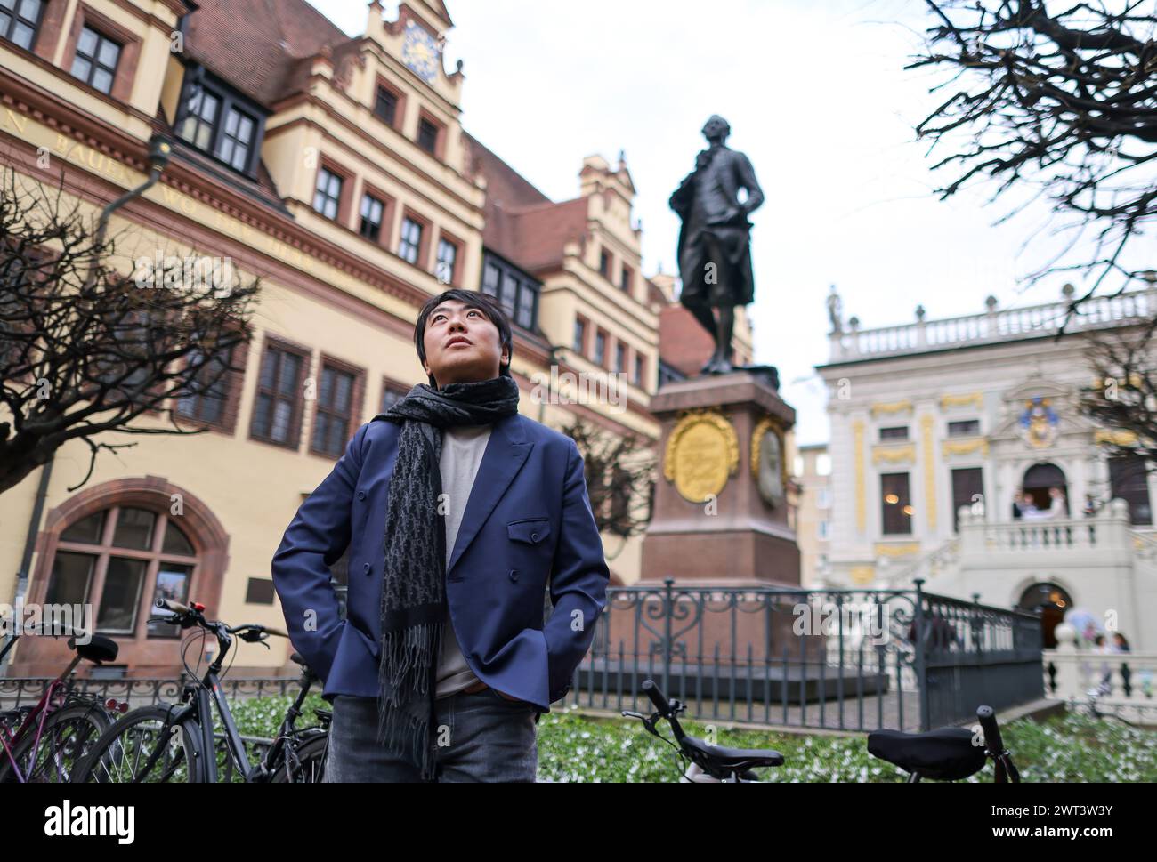 15 March 2024, Saxony, Leipzig: Chinese pianist Lang Lang stands at the Motiv 
