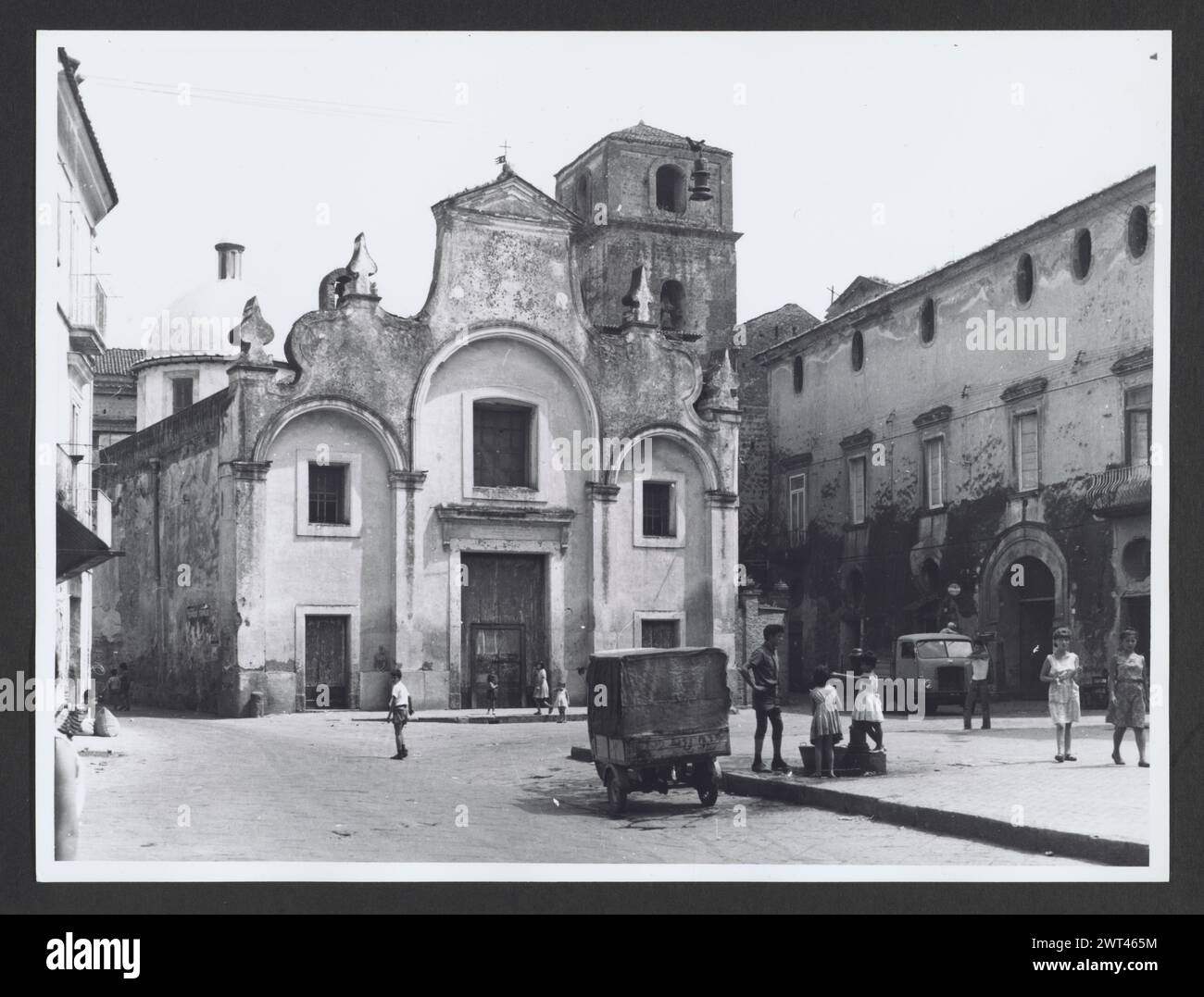 Campania Caserta Aversa S. Maria Maddalena. Hutzel, Max 1960-1990 Medieval: Architecture (13th century). Post-medieval: Architecture and architectural decoration (18th century); crucifix German-born photographer and scholar Max Hutzel (1911-1988) photographed in Italy from the early 1960s until his death. The result of this project, referred to by Hutzel as Foto Arte Minore, is thorough documentation of art historical development in Italy up to the 18th century, including objects of the Etruscans and the Romans, as well as early Medieval, Romanesque, Gothic, Renaissance and Baroque monuments. Stock Photo