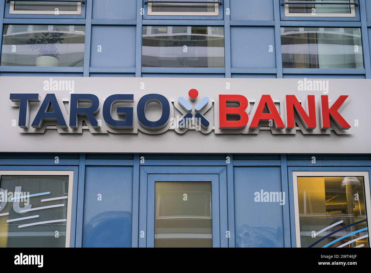 Targobank logo hi-res stock photography and images - Alamy