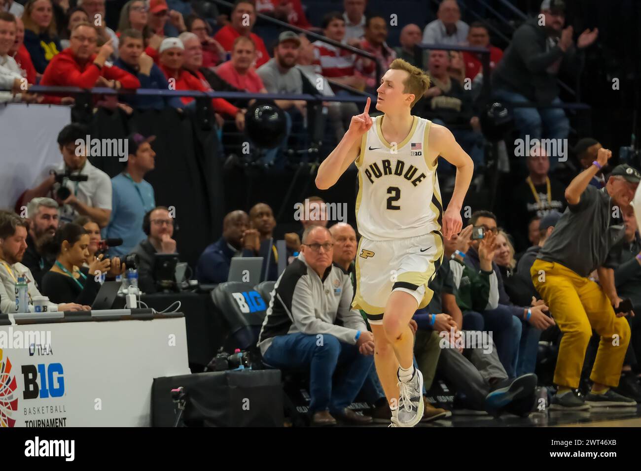 Minneapolis, Minnesota, USA. 15th Mar, 2024. Purdue Boilermakers guard