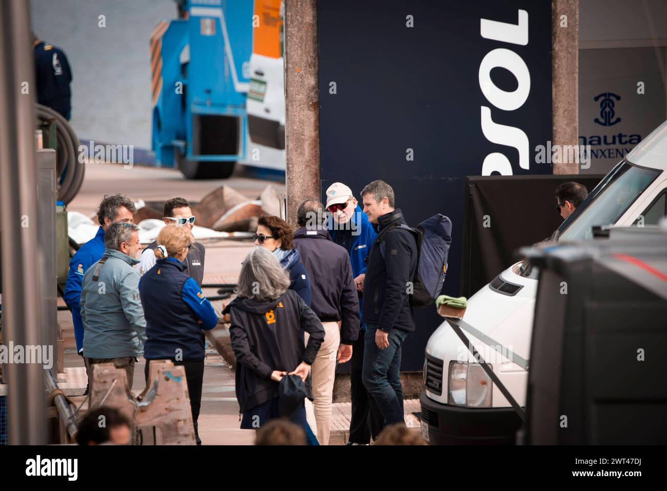 Sanxenxo, Pontevedra, España. el rey emerito llega al puerto de sanxenxo para embarcar en el Bribon para realizar un entrenamiento antes de la regata que comienza mañana. King Emeritus Juan Carlos I in Sanxenxo. March 15 2024 Credit: CORDON PRESS/Alamy Live News Stock Photo